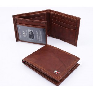 Tommy Hilfiger- Men's RFID Leather Traveler Wallet/ Tan 